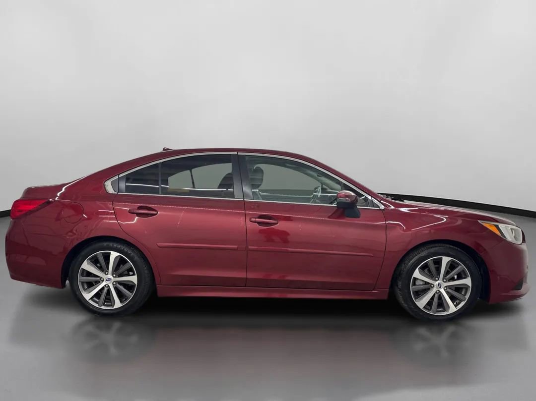 Used 2017 Subaru Legacy 3.6R Limited image 11