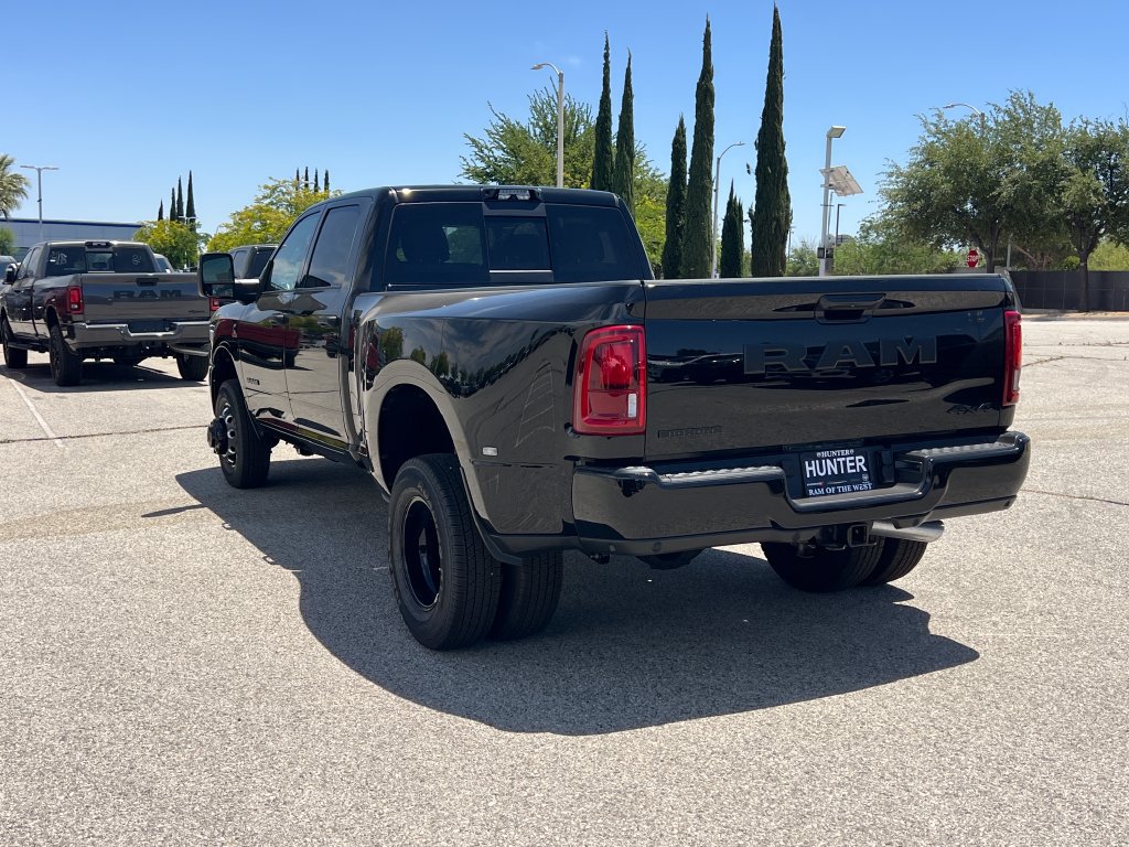 New 2026 RAM 3500 Big Horn AWD/4WD image 4