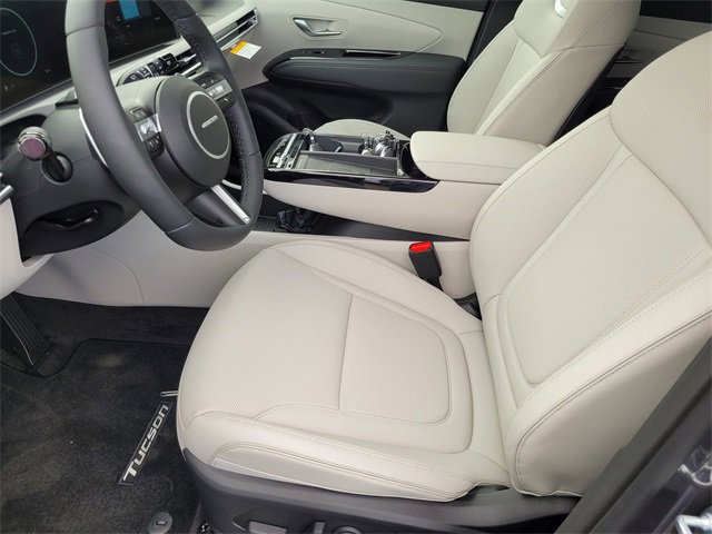 New 2025 Hyundai Tucson Limited image 12
