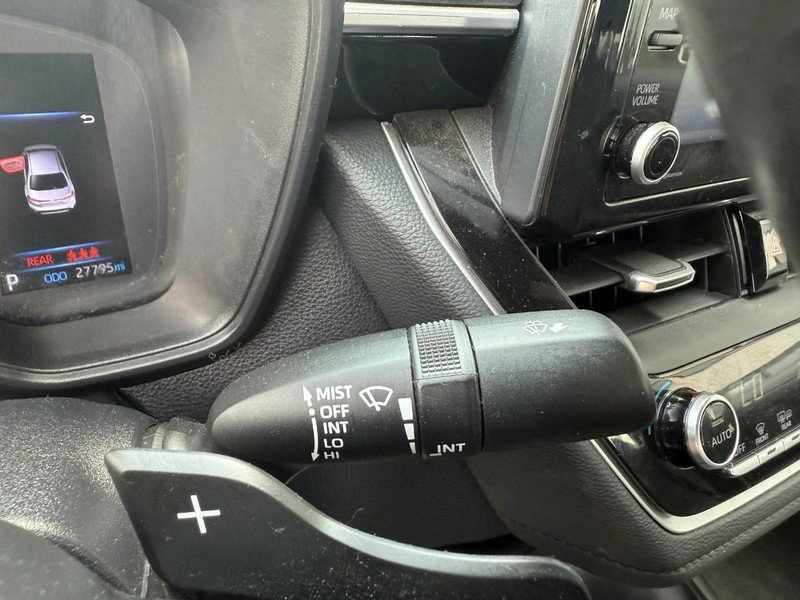 Used 2022 Toyota Corolla SE w/ Carpet Mat Package (TMS) FWD image 21