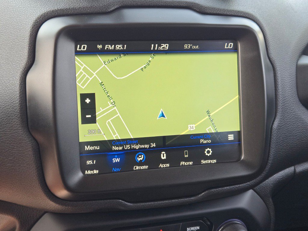 Used 2023 Jeep Renegade Latitude AWD/4WD image 23
