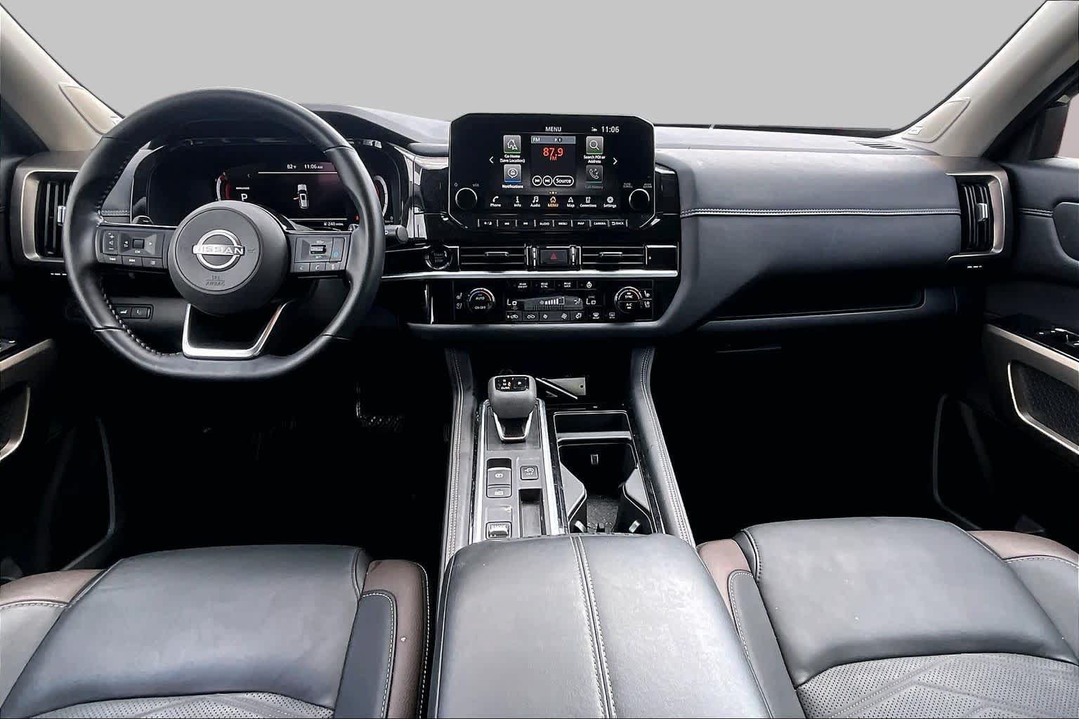Used 2025 Nissan Pathfinder Platinum w/ Cargo Package FWD image 16
