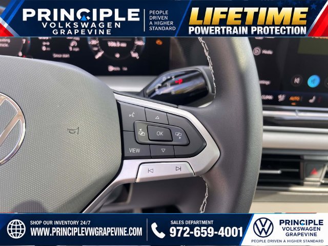 New 2027 Volkswagen Tiguan SE FWD image 17