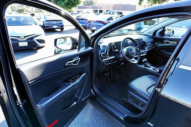 Used 2024 Kia Sportage EX image 37