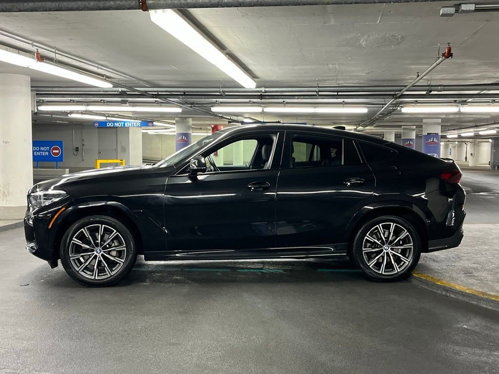 Used 2021 BMW X6 xDrive40i w/ M Sport Package AWD/4WD image 33