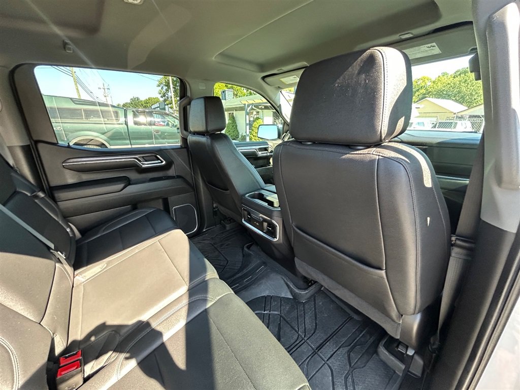 Used 2023 Chevrolet Silverado 1500 LTZ AWD/4WD image 35