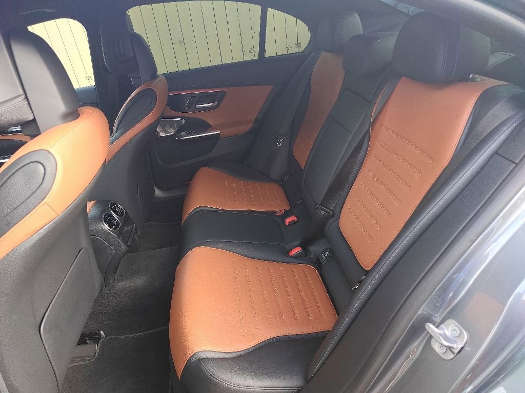 Used 2024 Mercedes-Benz C 300 Sedan image 18