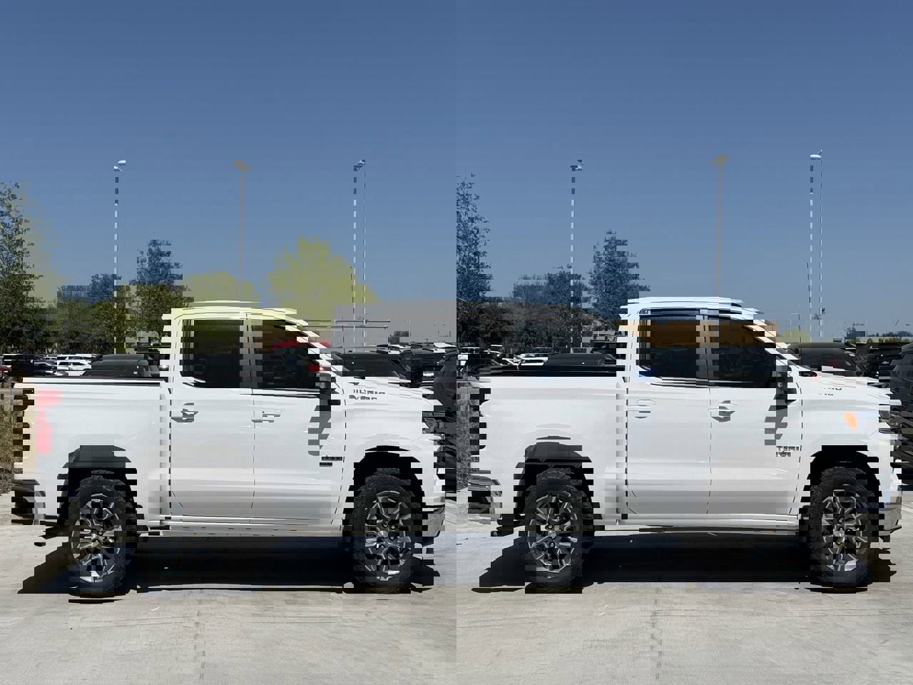 New 2026 Chevrolet Silverado 1500 LT w/ Texas Edition Plus image 3