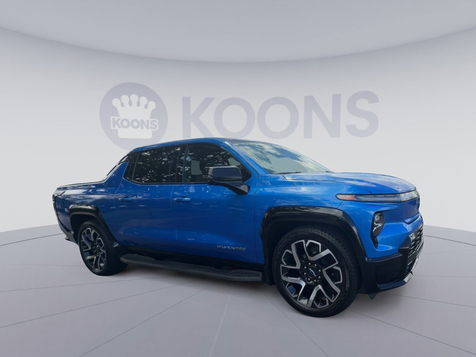 Used 2025 Chevrolet Silverado EV RST image 12