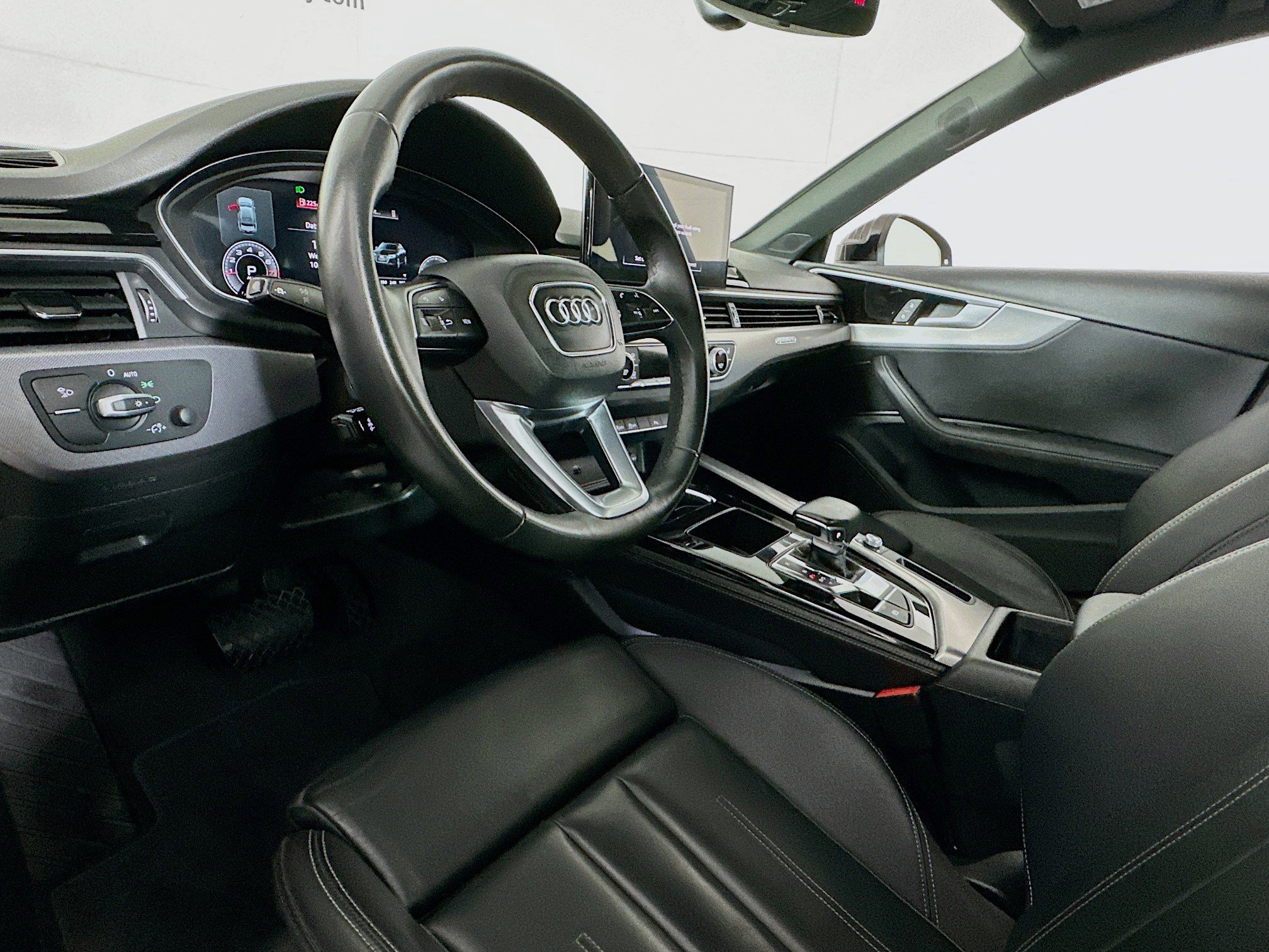 Used 2023 Audi A4 2.0T Premium Plus w/ Premium Plus Package image 7
