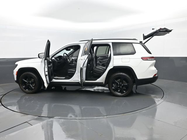 Used 2022 Jeep Grand Cherokee L Altitude image 33