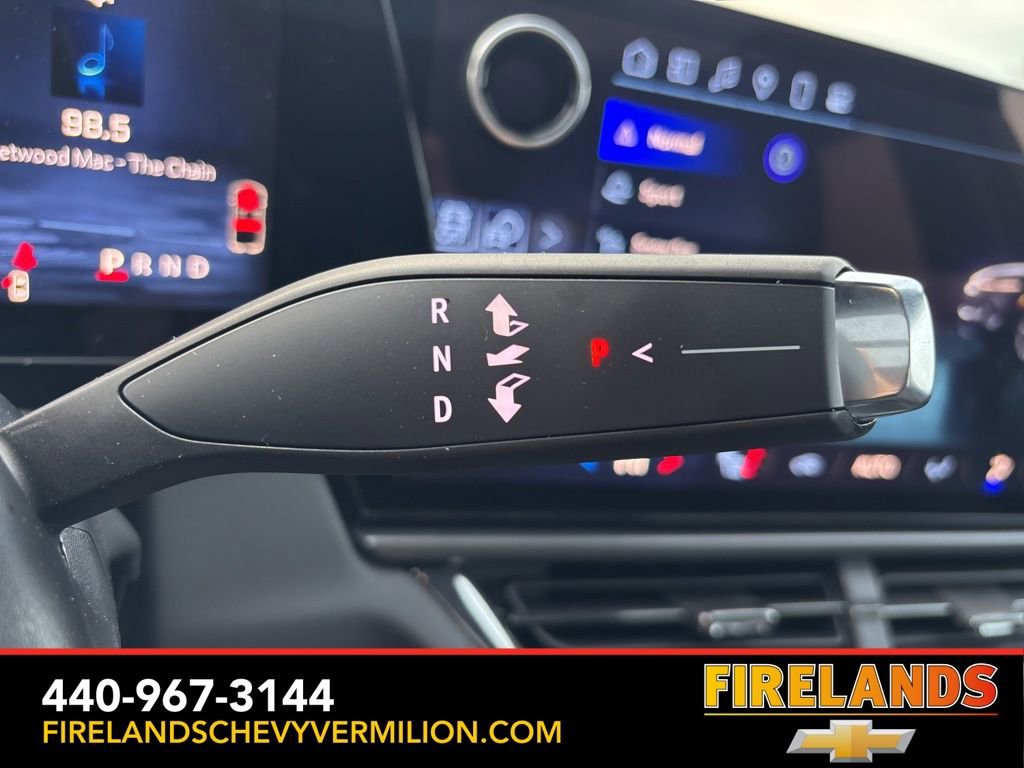 New 2025 Chevrolet Equinox EV RS image 32