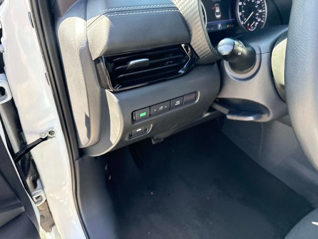 Certified 2024 Nissan Sentra SV FWD image 20
