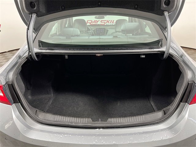 Used 2025 Chevrolet Malibu LT image 25