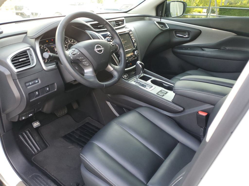Certified 2024 Nissan Murano SV w/ SV Midnight Edition Package FWD image 24