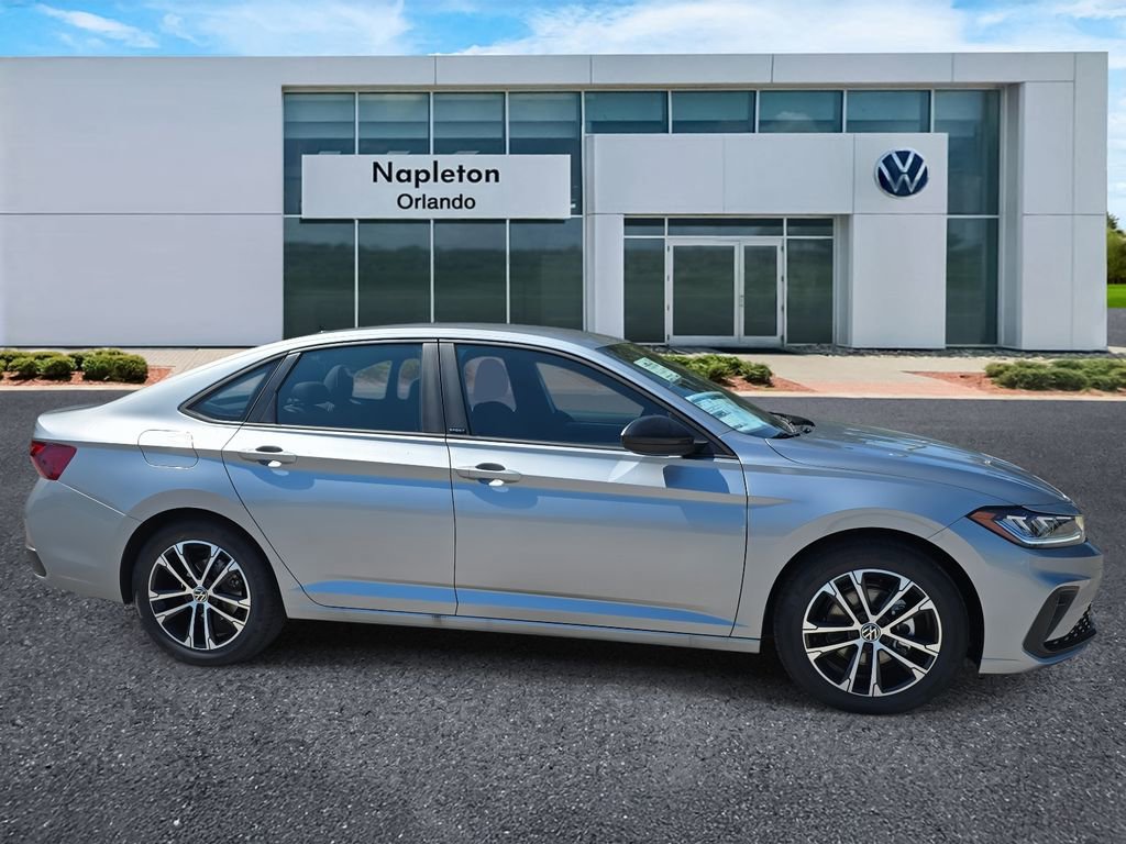 New 2025 Volkswagen Jetta Sport image 3