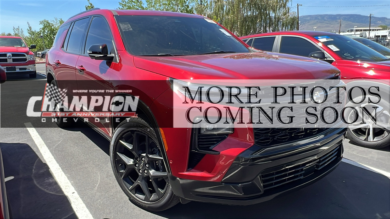 Used 2024 Chevrolet Traverse RS w/ LPO, Floor Liner Package AWD/4WD image 1