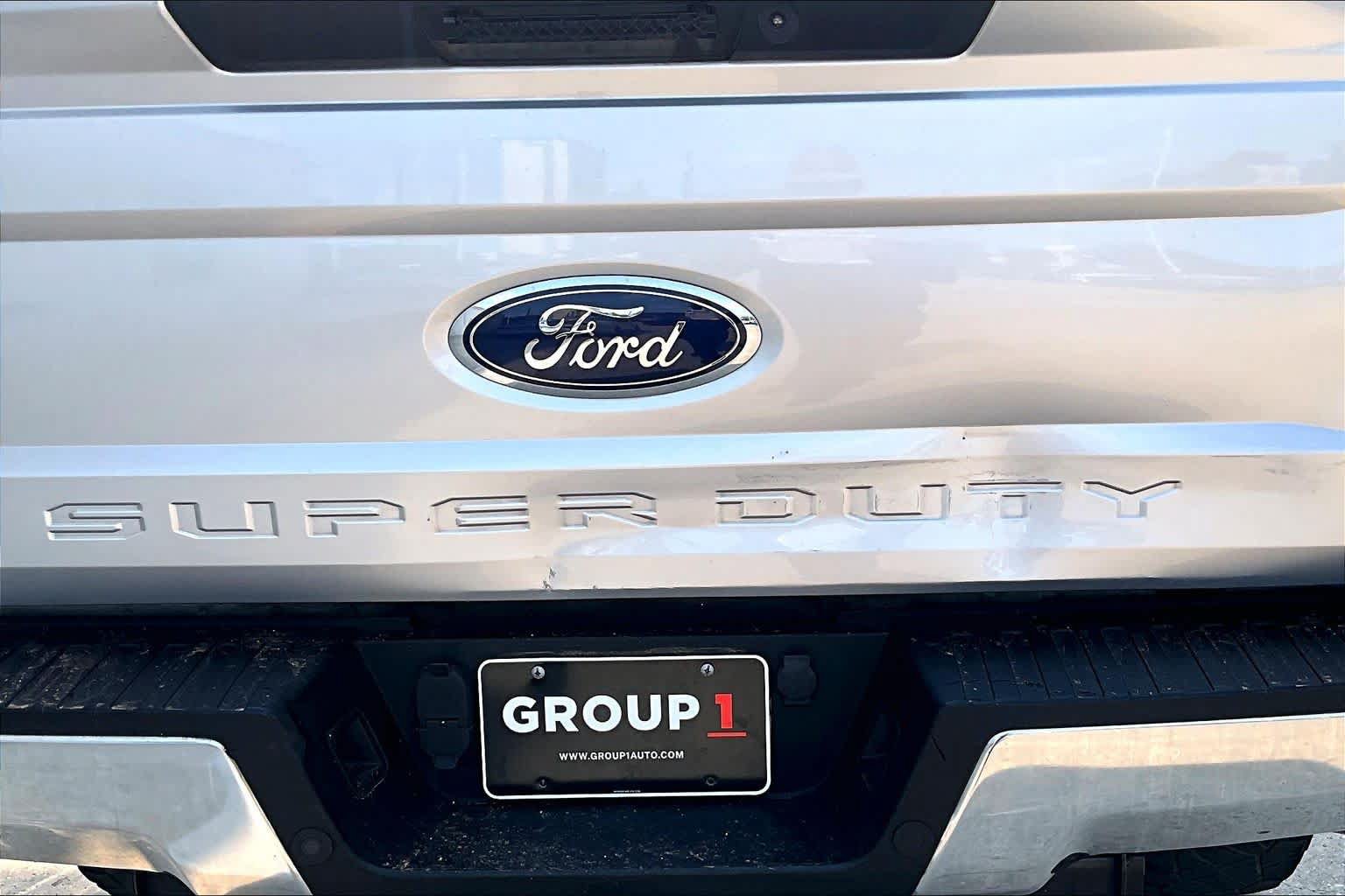 Used 2019 Ford F250 Lariat w/ Lariat Value Package AWD/4WD image 8