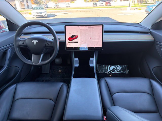 Used 2018 Tesla Model 3 Long Range RWD image 17