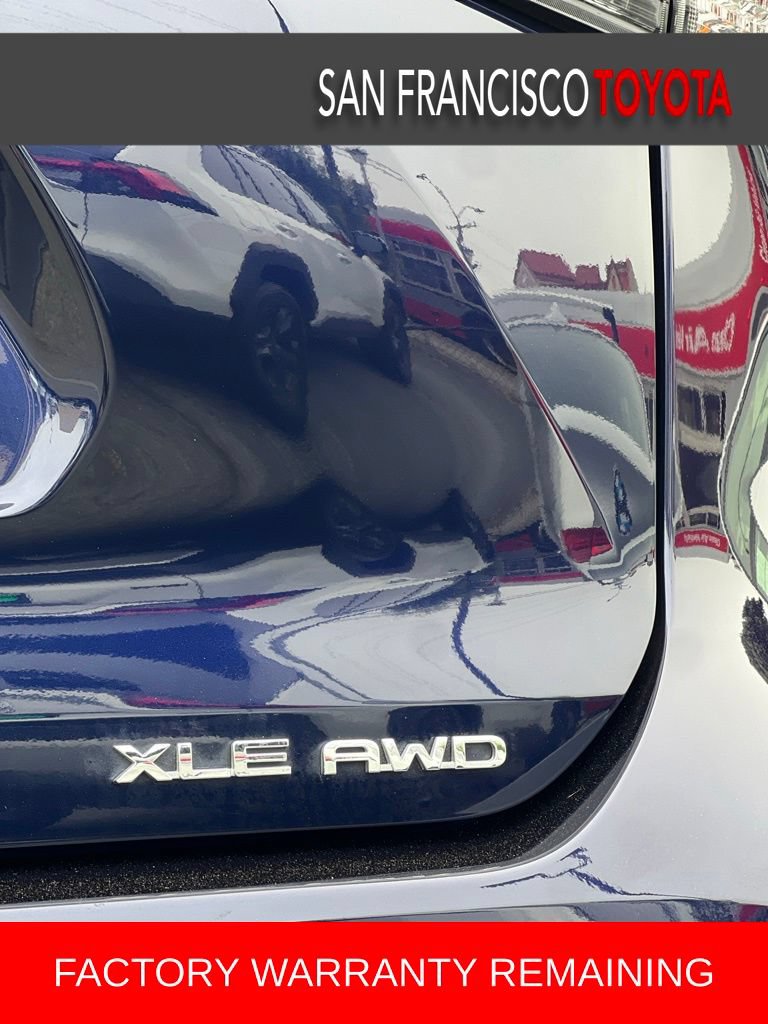 Used 2022 Toyota Highlander XLE AWD/4WD image 10