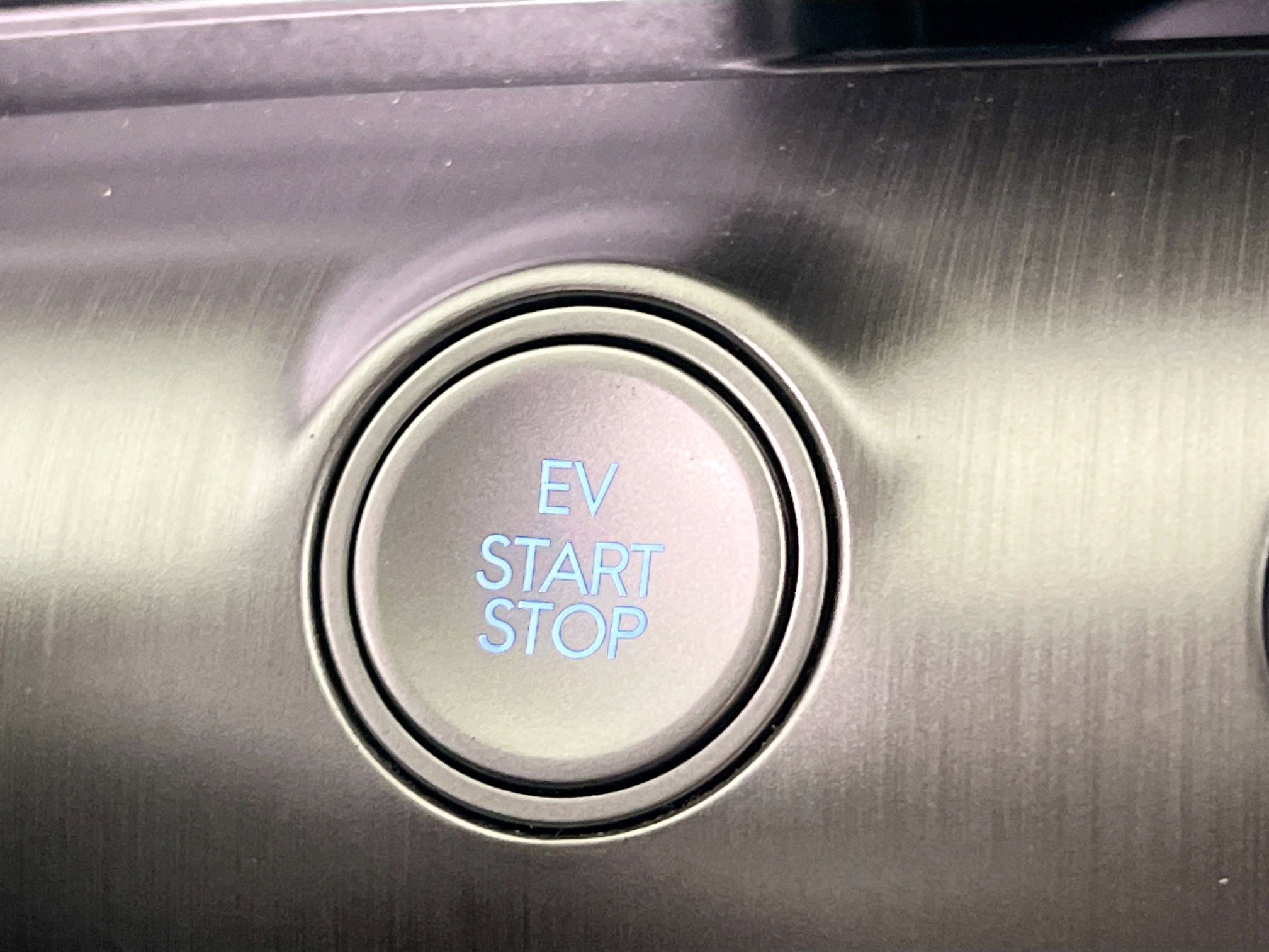 Used 2024 Hyundai Kona Limited image 24