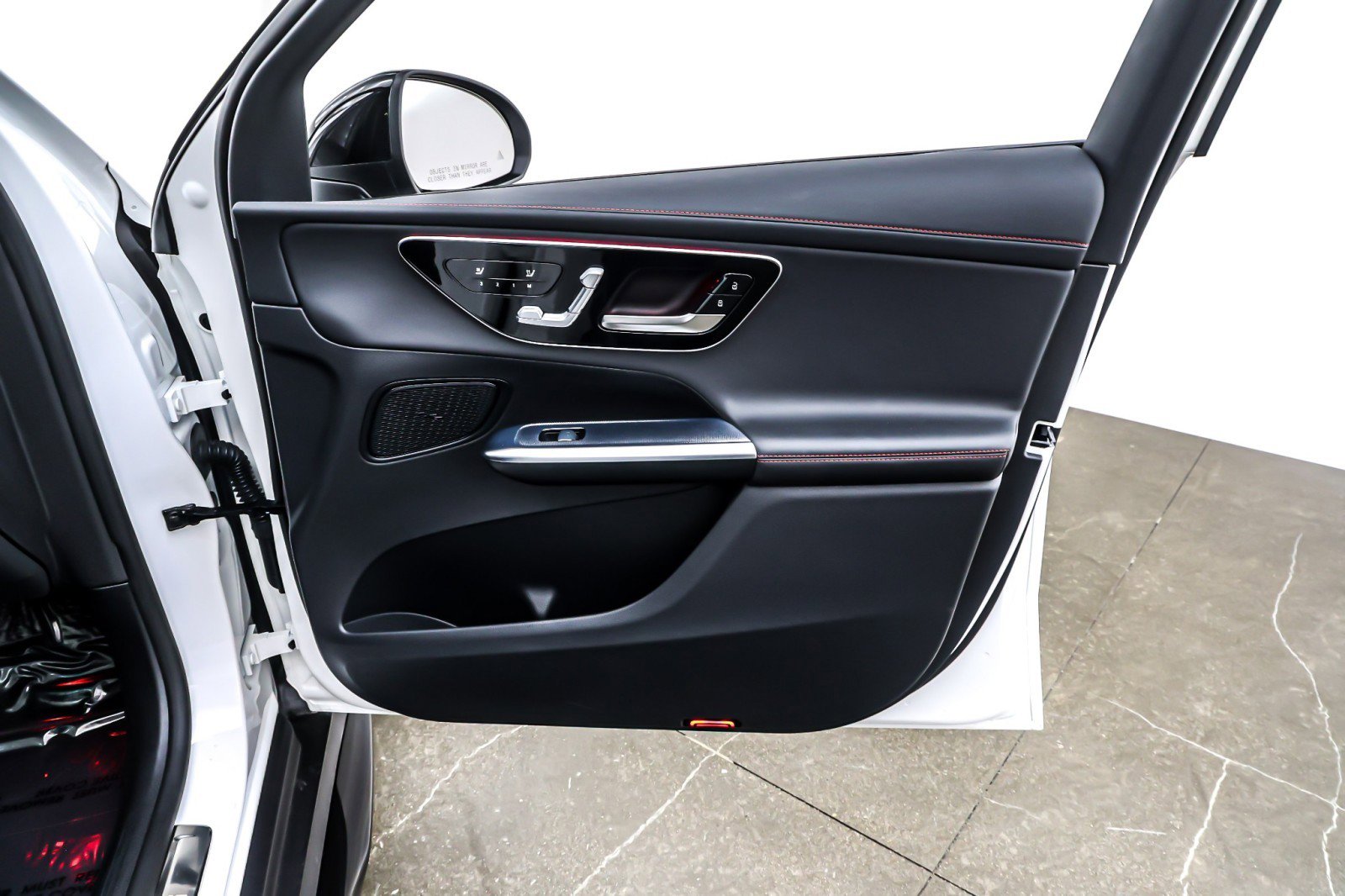 Used 2024 Mercedes-Benz GLC 43 AMG 4MATIC image 25