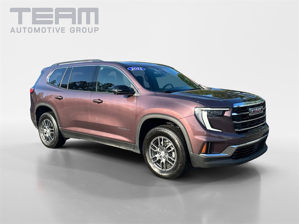 Used 2025 GMC Acadia Elevation image 1
