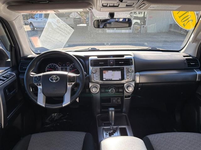 Used 2017 Toyota 4Runner SR5 image 6