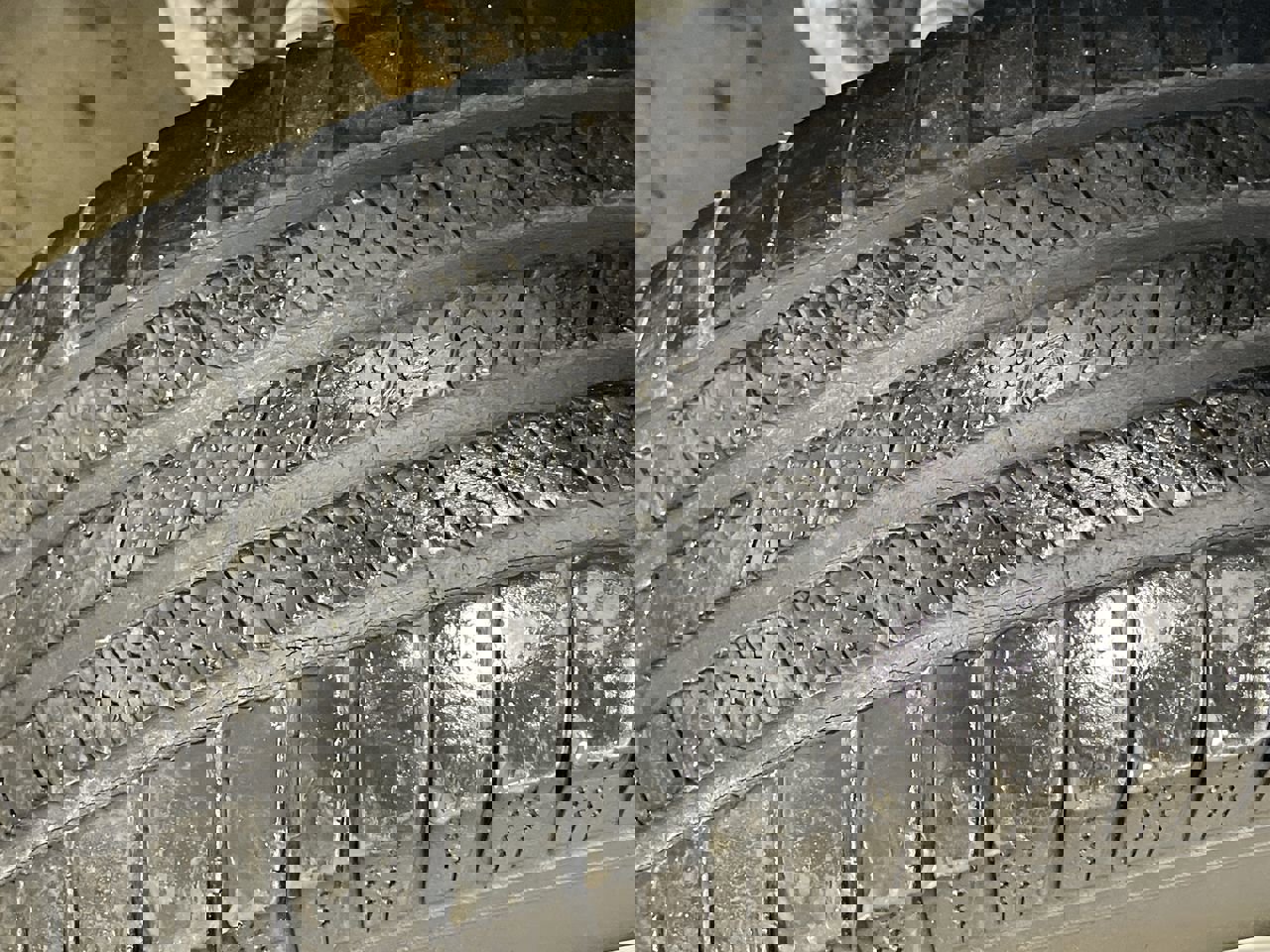 Used 2015 Ford F150 XLT image 5