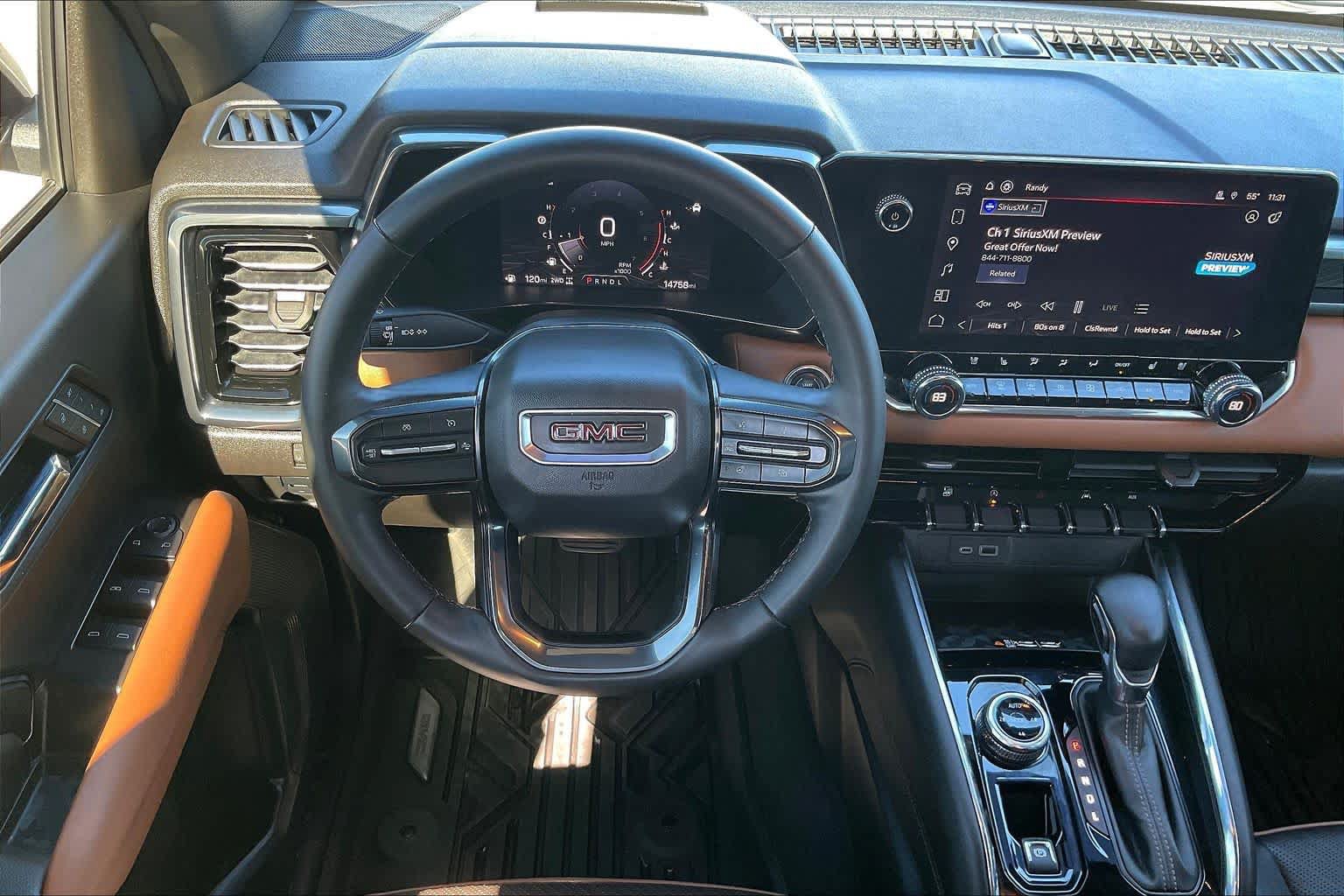 Used 2023 GMC Canyon AT4 w/ AT4 Premium Package AWD/4WD image 6