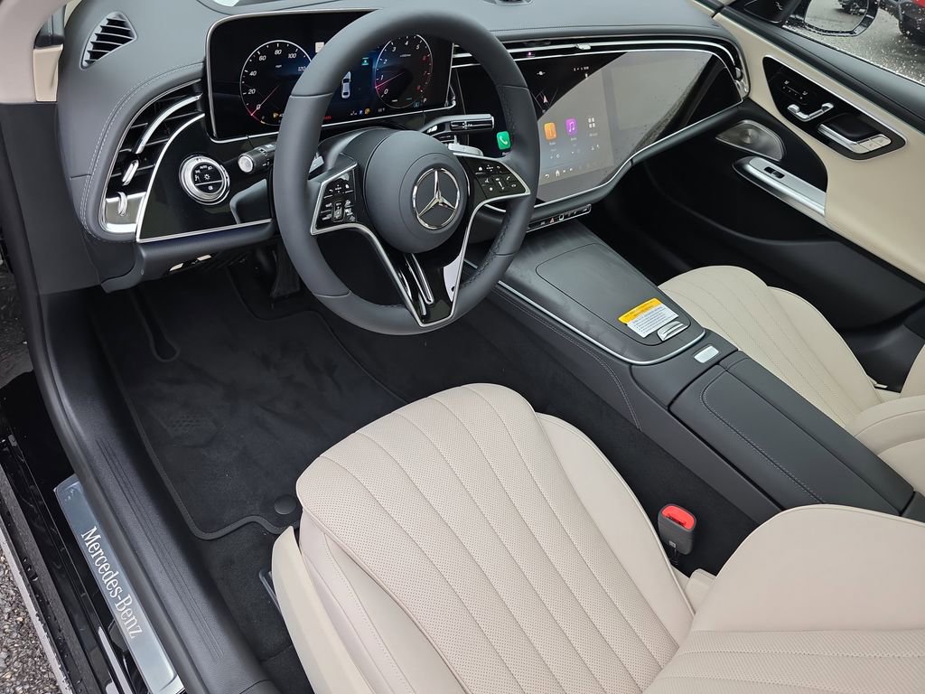 New 2026 Mercedes-Benz E 350 4MATIC Sedan image 9