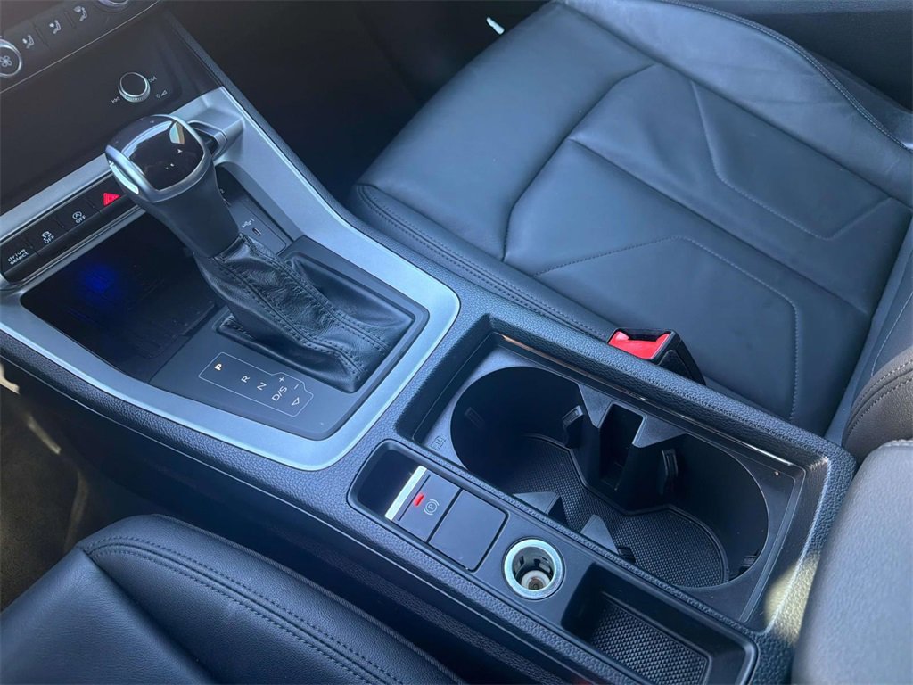 Used 2023 Audi Q3 2.0T Premium Plus w/ Premium Plus Package image 18