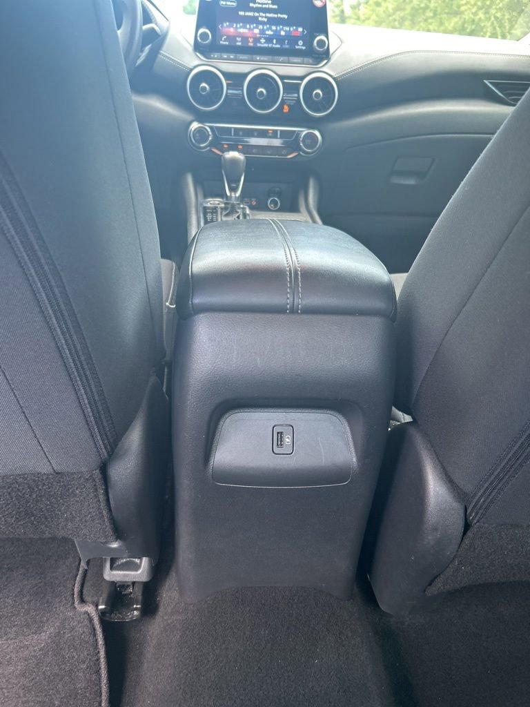 Used 2024 Nissan Sentra SV FWD image 18