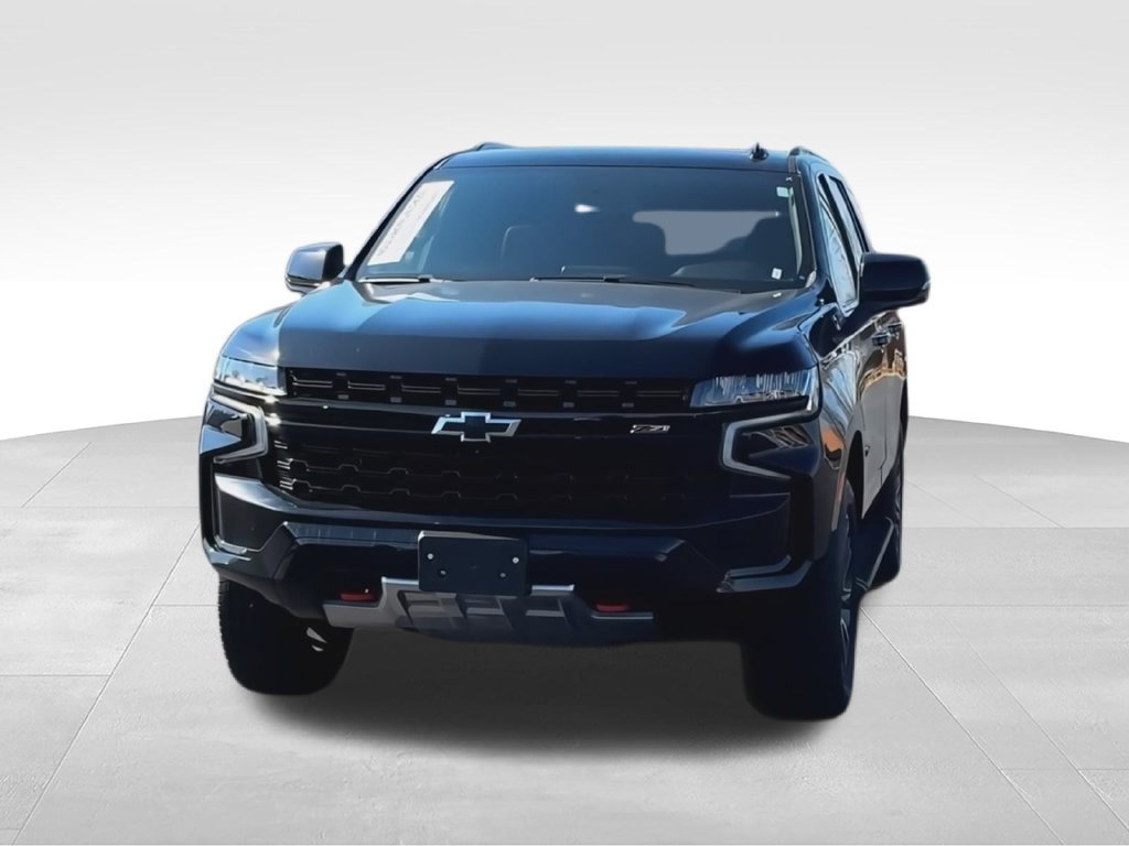 Used 2023 Chevrolet Tahoe Z71 w/ Luxury Package AWD/4WD image 3