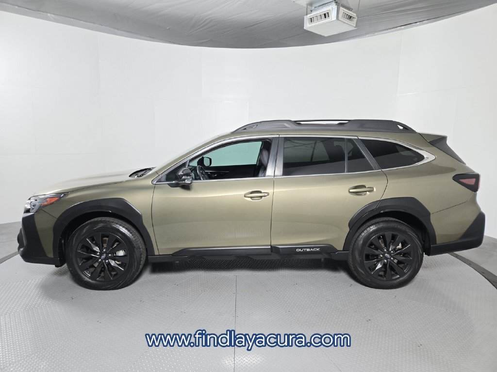 Used 2023 Subaru Outback Limited AWD/4WD image 3