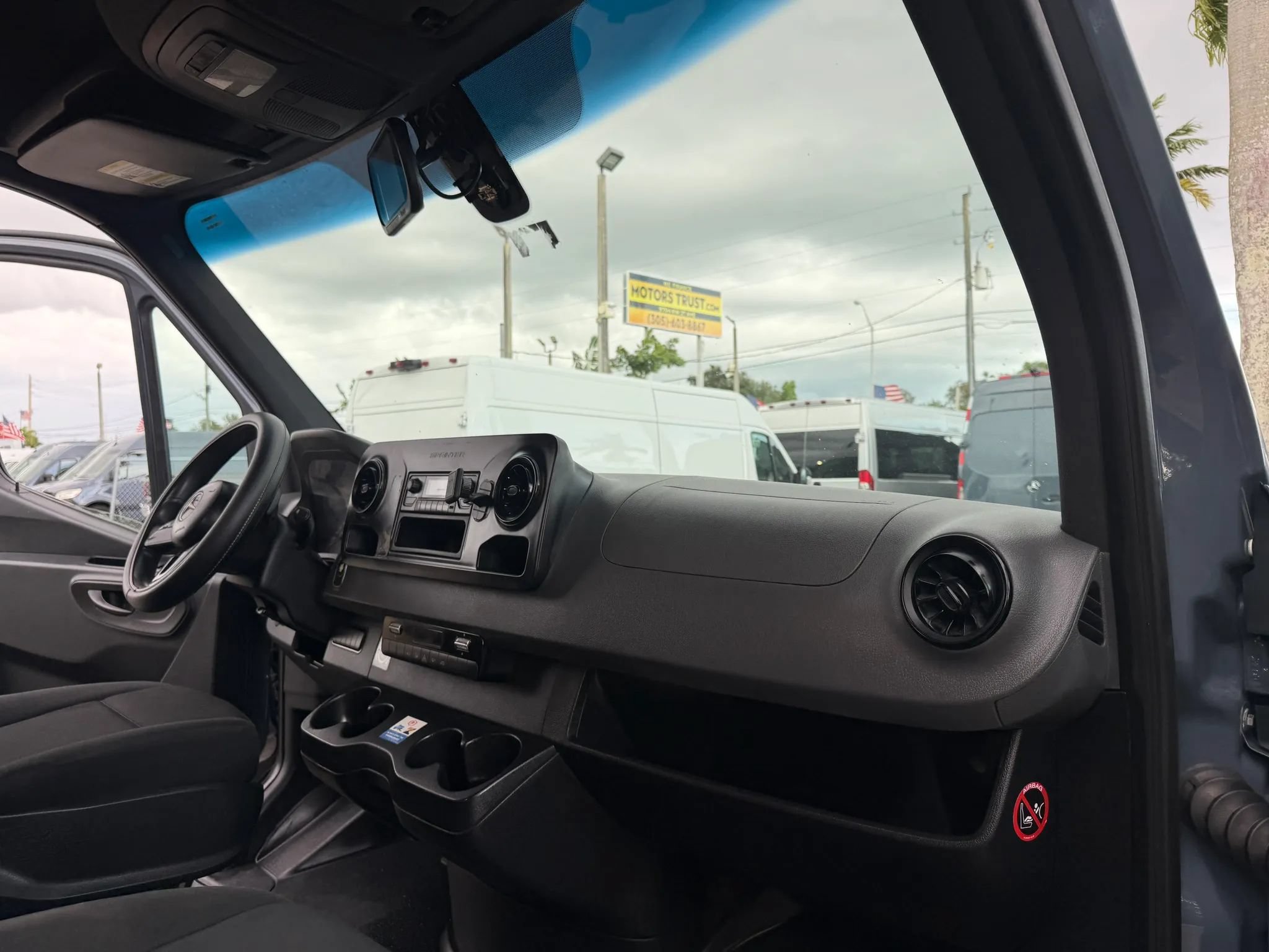 Used 2019 Mercedes-Benz Sprinter 170 image 15