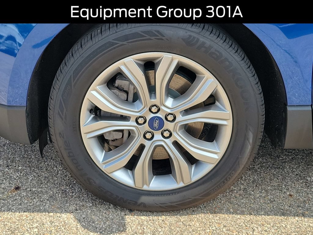Used 2022 Ford Edge Titanium w/ Equipment Group 301A AWD/4WD image 6