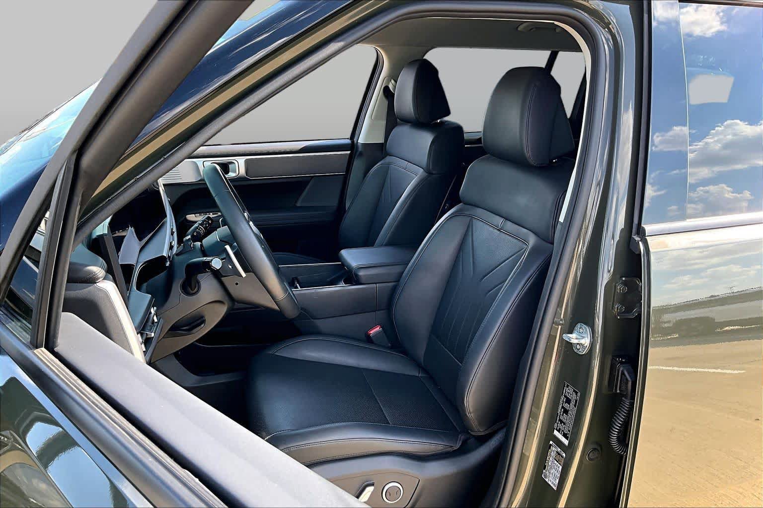Certified 2024 Hyundai Santa Fe SEL FWD image 8