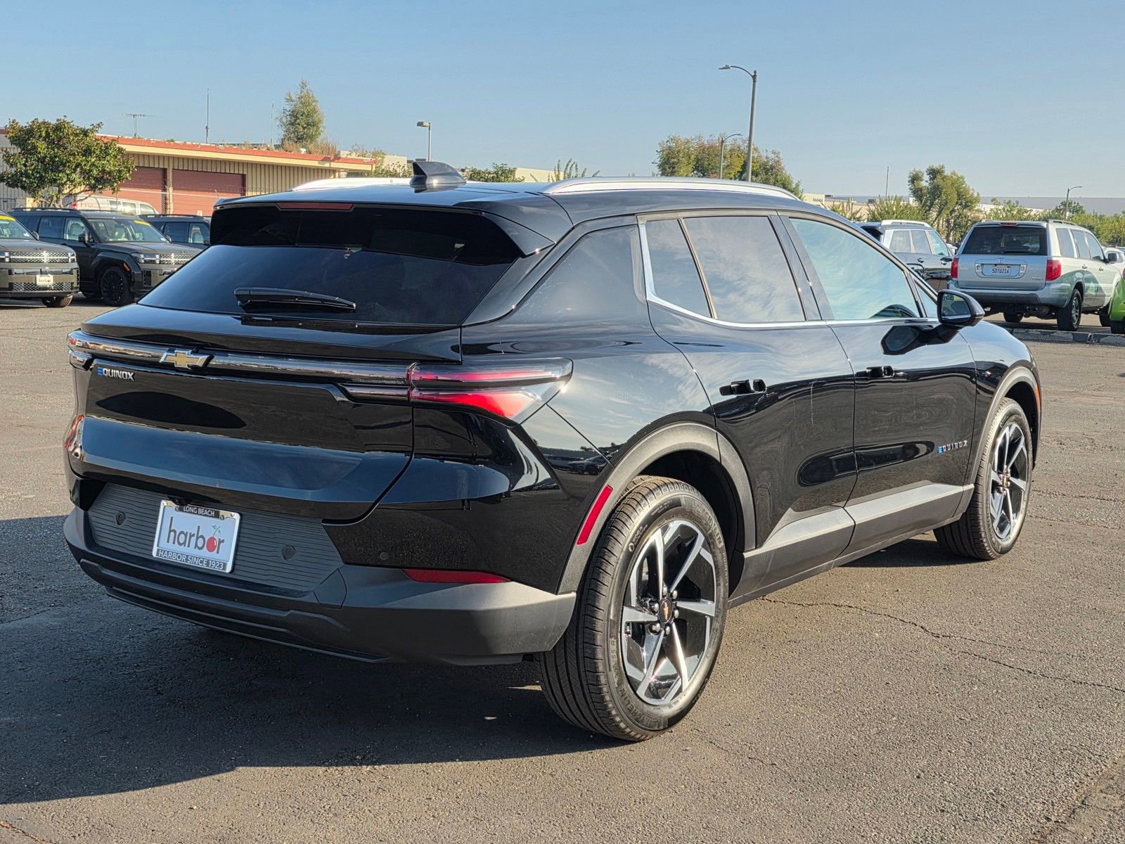 New 2026 Chevrolet Equinox EV LT image 7