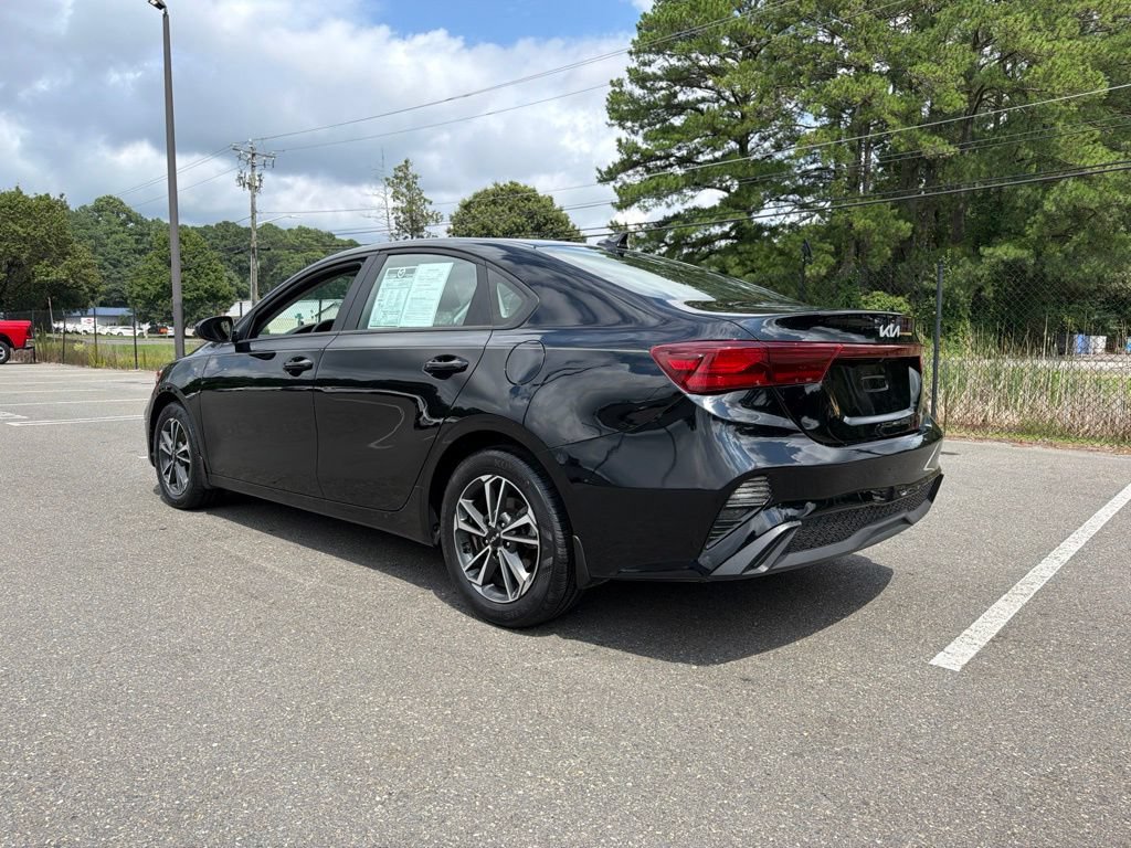 Certified 2024 Kia Forte LXS FWD image 7