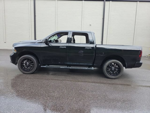Used 2014 RAM 1500 Express w/ Black Ram 1500 Express Group AWD/4WD image 6