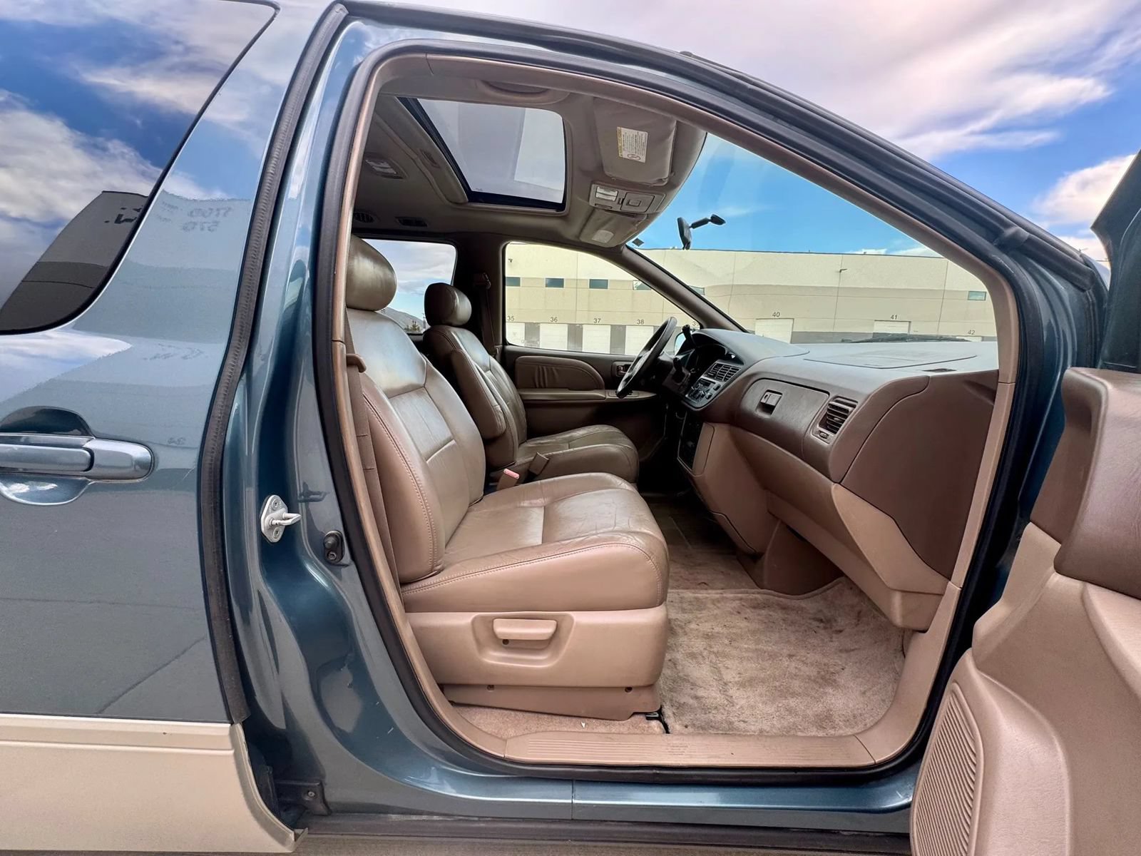 Used 2000 Toyota Sienna XLE w/ XLE Luxury Pkg FWD image 13