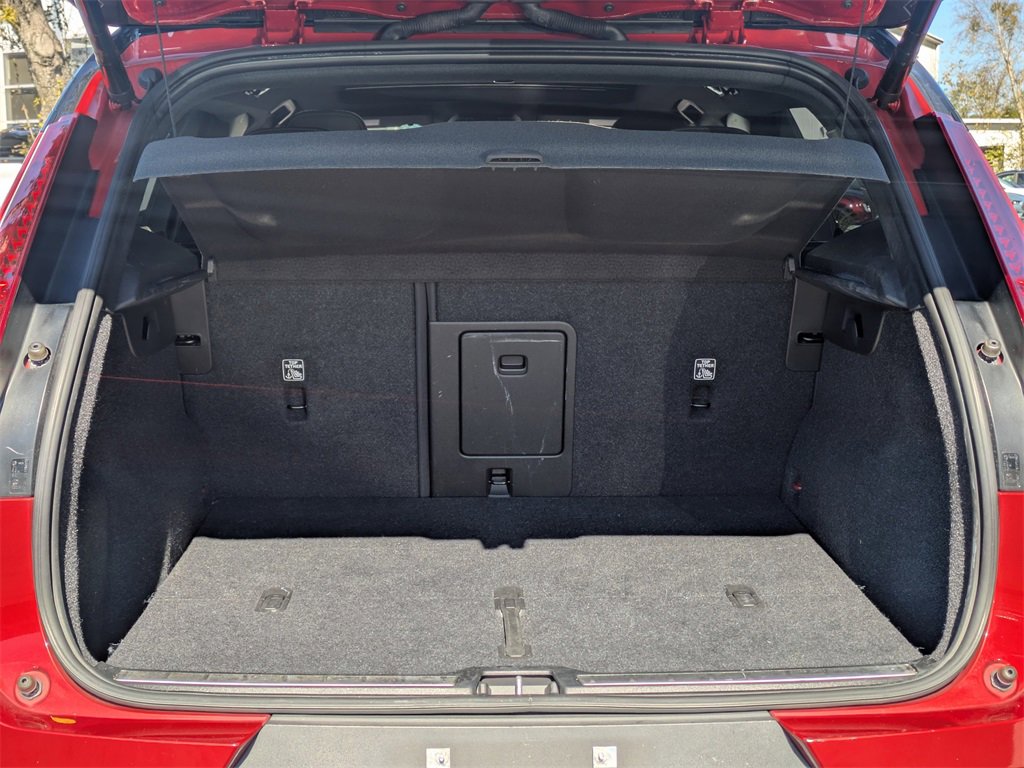 Used 2021 Volvo XC40 T5 R-Design w/ Climate Package image 13