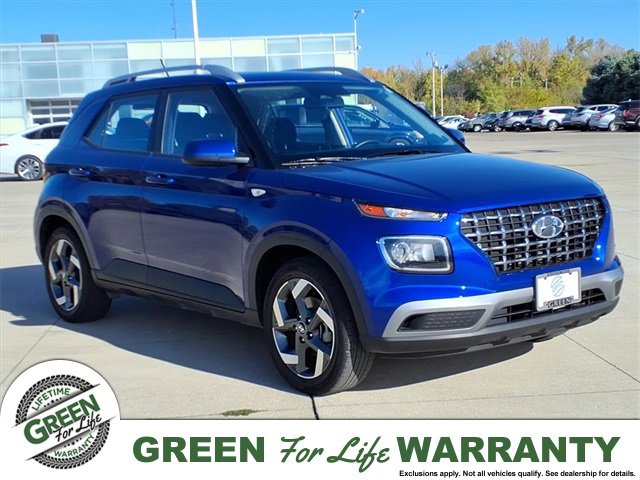 Certified 2024 Hyundai Venue SEL image 1