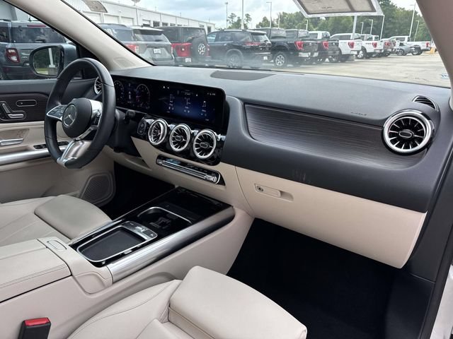 Used 2025 Mercedes-Benz GLA 250 image 18