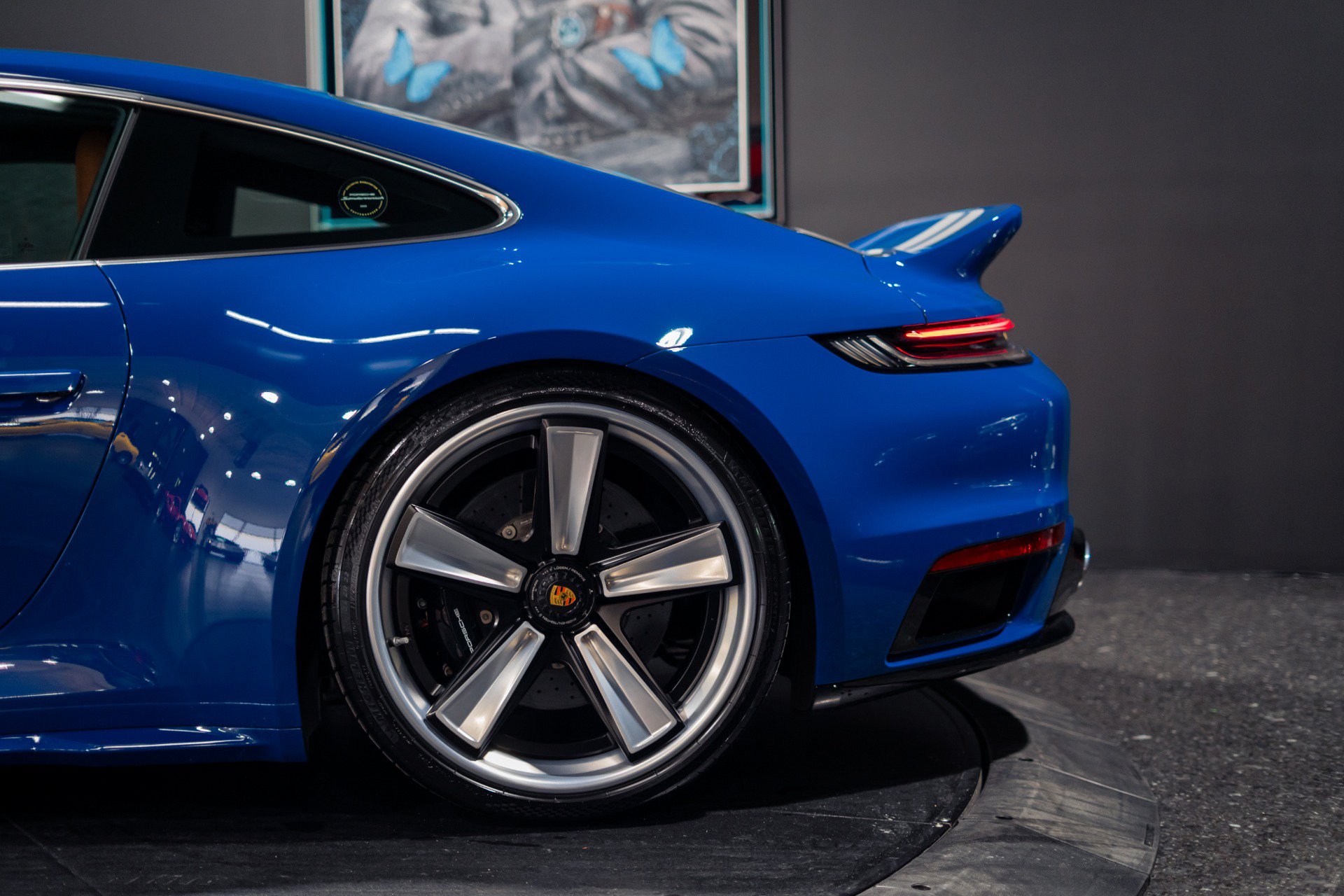 Used 2023 Porsche 911 Sport Classic RWD image 5
