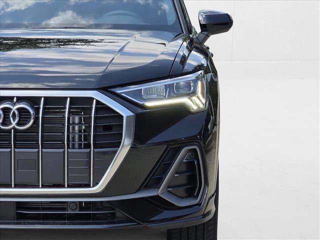 New 2025 Audi Q3 2.0T Premium w/ Convenience Package image 10