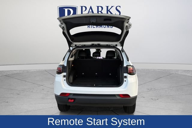 Used 2022 Jeep Compass Trailhawk w/ Trailhawk Elite Group AWD/4WD image 19