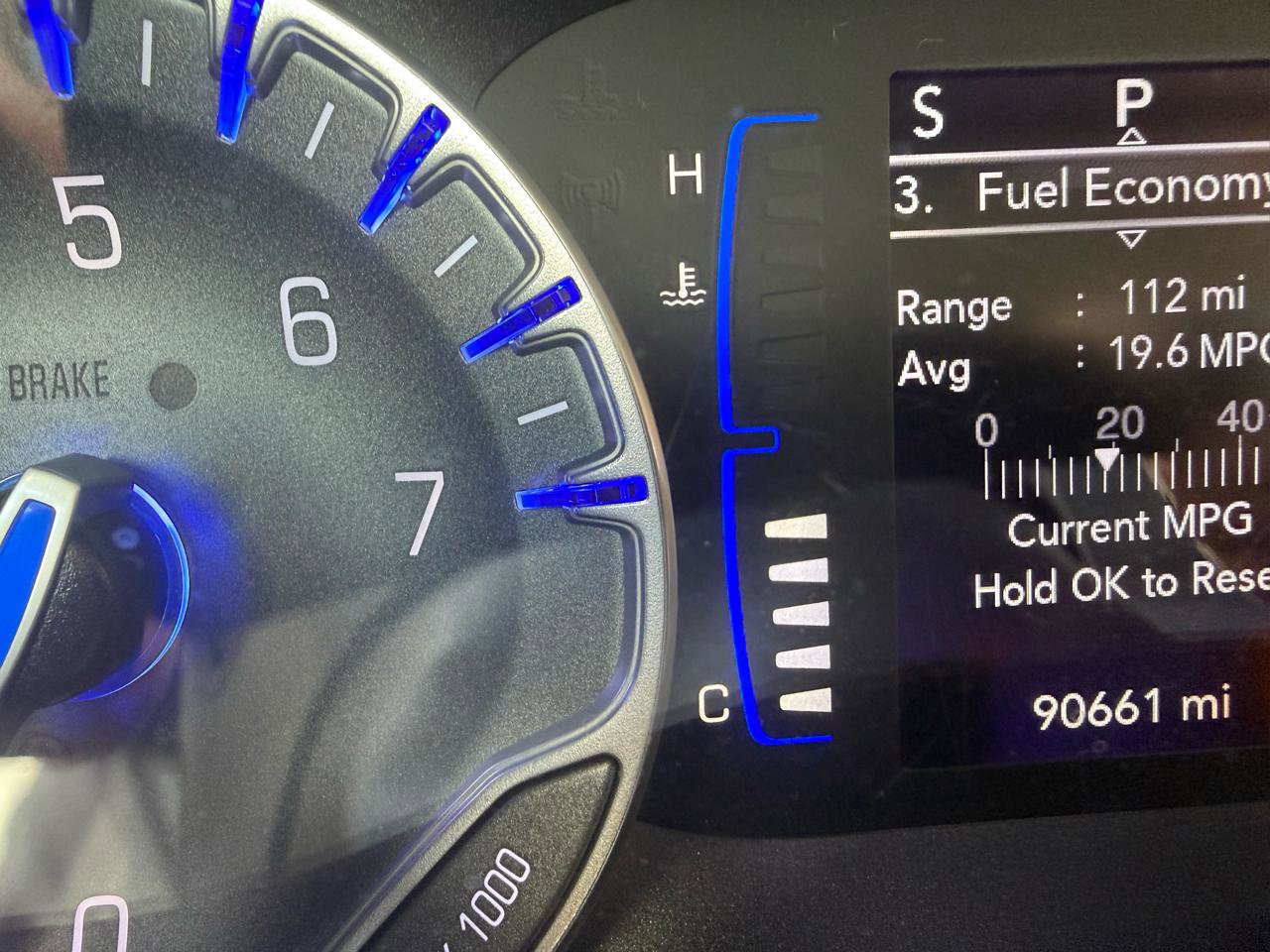 Used 2020 Chrysler Pacifica Touring-L image 14