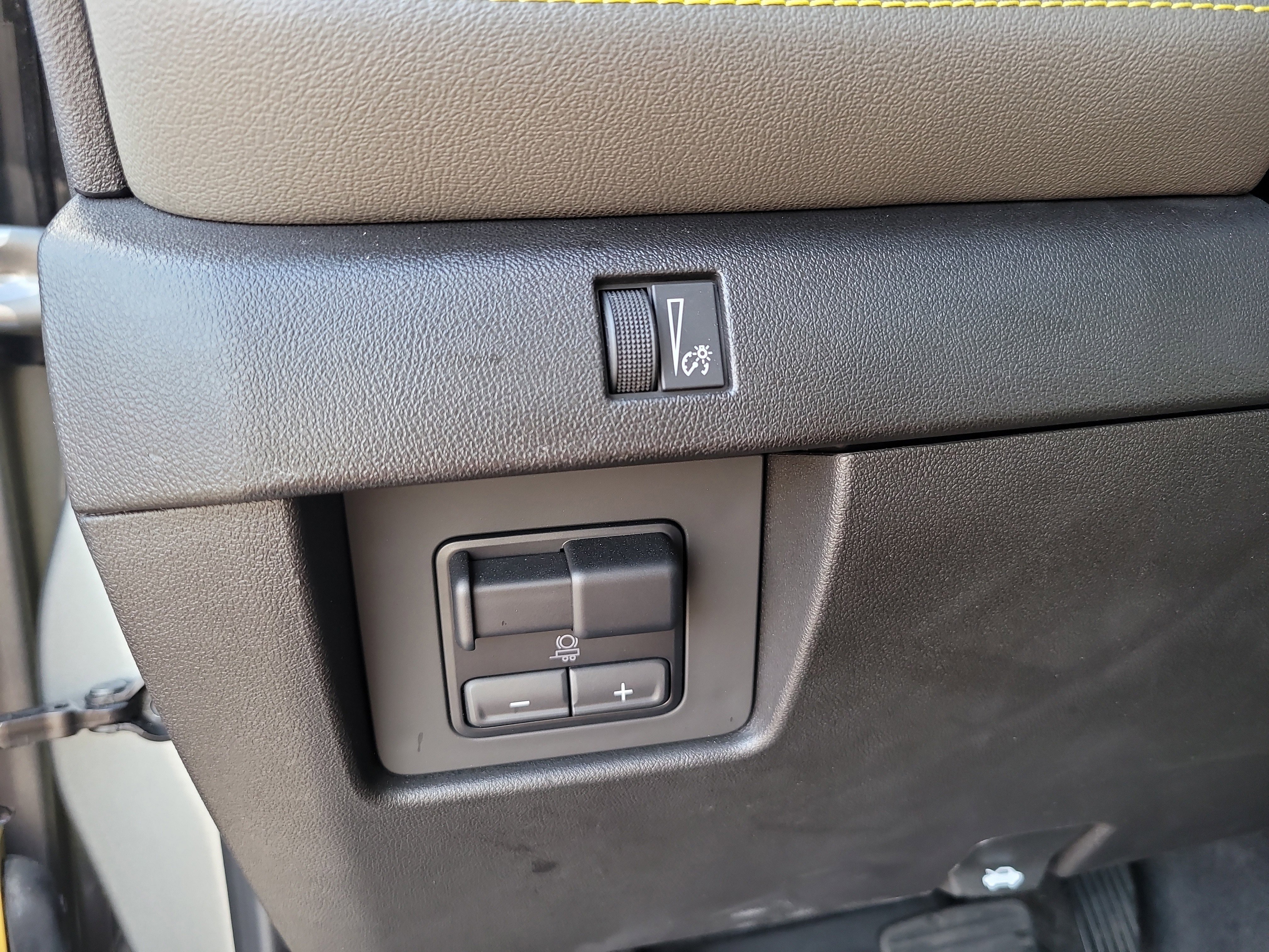 Used 2024 Chevrolet Colorado ZR2 w/ ZR2 Bison Edition image 34